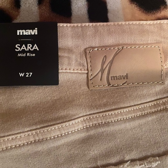 Mavi Jeans Co. “Sara” Mid Rise Shorts - Picture 3 of 5